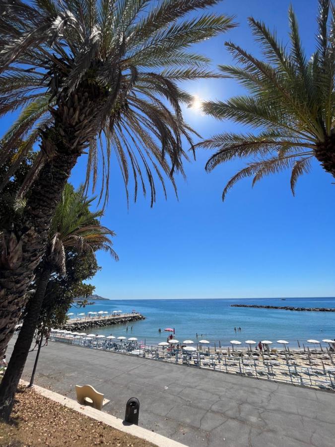 Da Mariella Vacanze Con Terrazzo San Remo